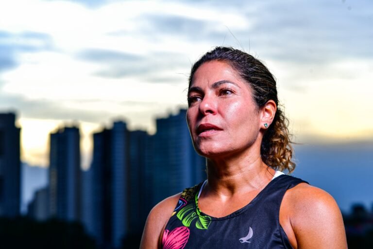 Christiane Novaes, 48 anos, advogada e ultramaratonista: de sedentária e fumante a corredora de provas de até 250 km. (Foto: Luciano Muta)