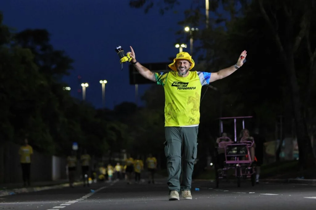 Quem está por trás da câmera?